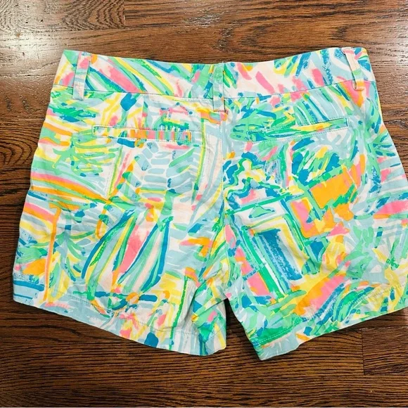 Women’s Lilly Pulitzer Shorts - Picture 3 of 3